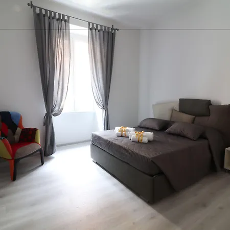 ゲストハウス Cinquesogni 4*