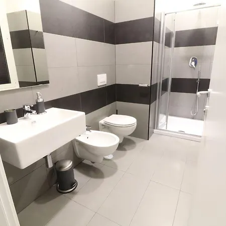 ゲストハウス Cinquesogni