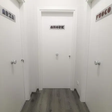 ゲストハウス Cinquesogni 4*